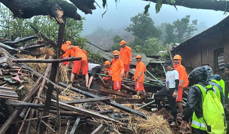 Raigad landslide: Death toll rises to 10; many still trapped - Vimarsana News