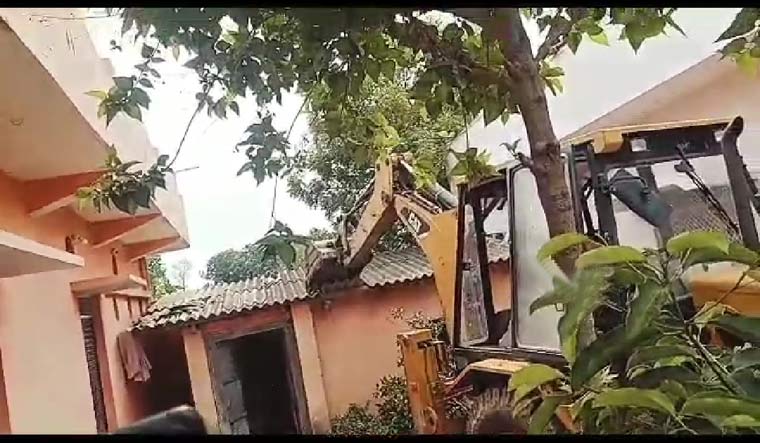 Madhya Pradesh: Illegal portion of Sidhi urination case accused home demolished - Vimarsana News