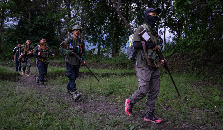 Manipur: Militants fire at police convoy sent as reinforcement; Internet ban extended - Vimarsana News