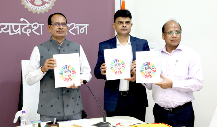 Will consider establishment of Madhya Pradesh data analytics platform: MP CM Chouhan - Vimarsana News
