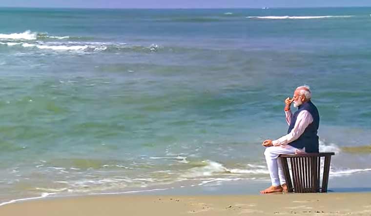 Watch: PM Modi at Arichal Munai in Dhanushkodi; to wind up 3-day TN tour today - Vimarsana News