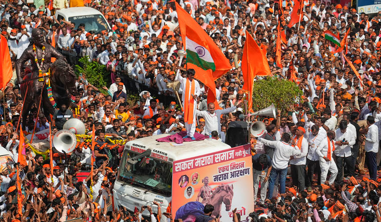 Maratha quota stir: Jarange gives ultimatum to govt, demands free education - Vimarsana News