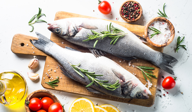 Fish | Foods to increase stamina | KreedOn