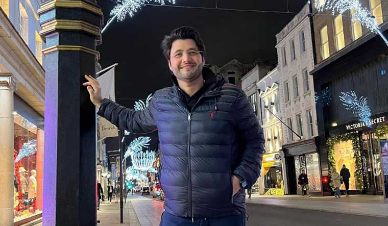 Javed Al Rafi Pakistan's Javed Afridi keen to buy Chelsea from Roman Abramovich- The Week