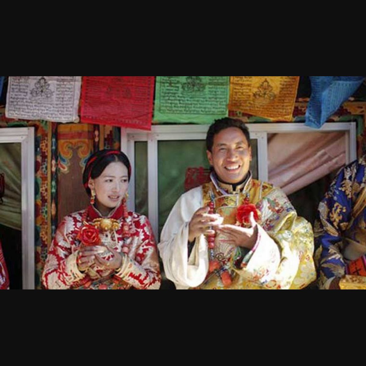 A Tibetan women wearing wedding chupa with apron ( pangdhen - married icon)  | Fashion stlye, Fashion, Style inspiration