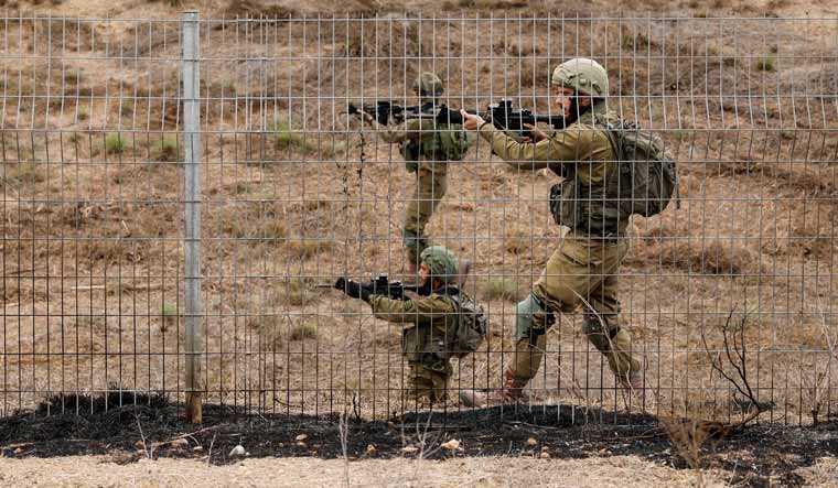 Amid Netanyahu's warnings, Hamas threatens to kill hostages if Israel bombs civilian houses - Vimarsana News