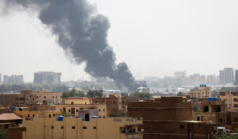 Sudan clashes: US diplomatic convoy fired on; EU ambassador 'assaulted' - Vimarsana News