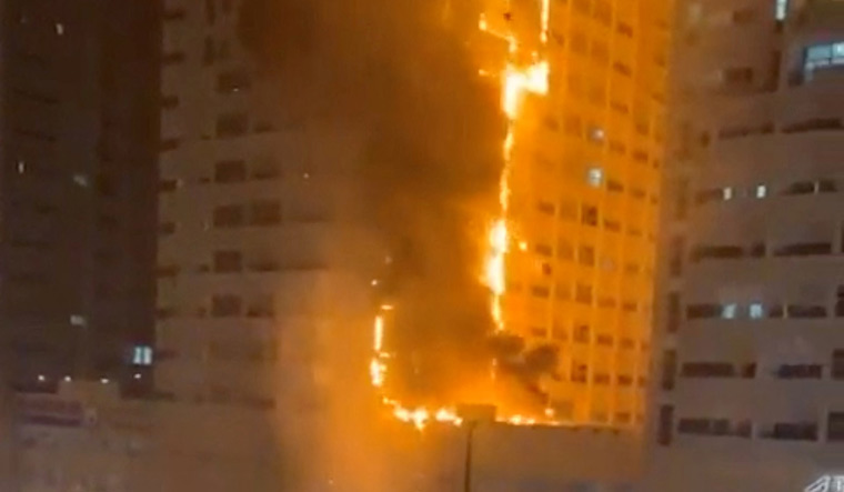 Fire engulfs high-rise in United Arab Emirates - Vimarsana News