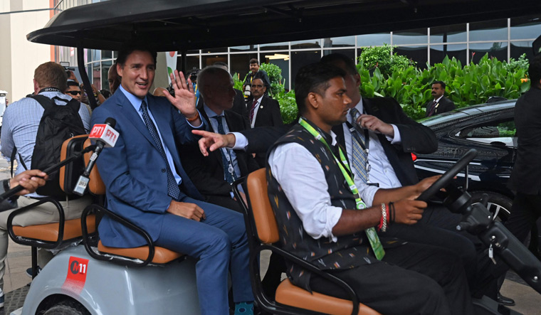 Justin Trudeau may fly home today as Canada sends replacement flight - Vimarsana News