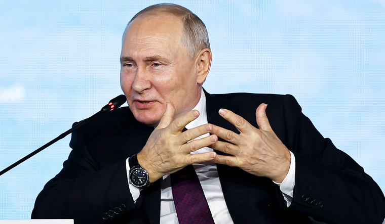 Putin all praise for 'Make in India' initiative, says Modi 'doing the right thing' - Vimarsana News