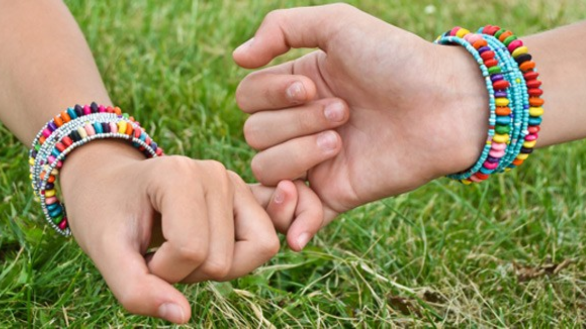 Friendship Day: Thoughtful presents to gift your far-away best friend without burning a hole in your pocket  