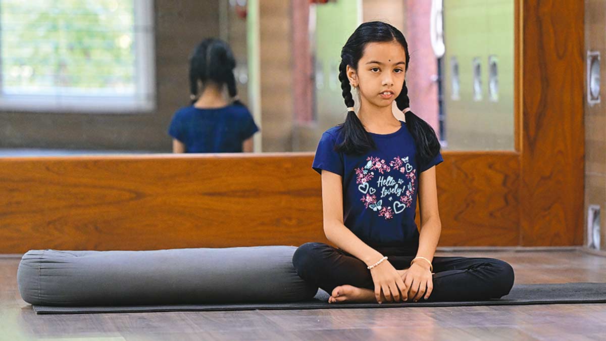 Yoga made easy: Master the side-lying twist