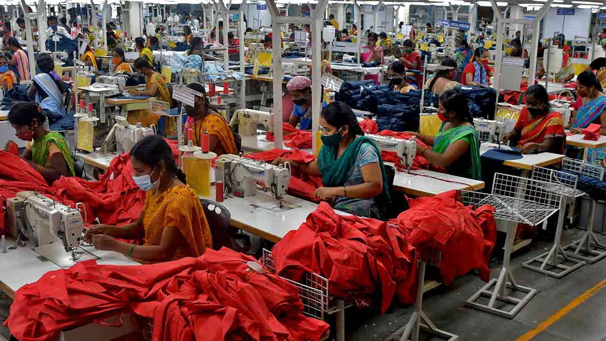 India’s textile sector shrugs off US tariffs and Middle East turbulence, touted to grow further as FTA implementations kick in this FY
