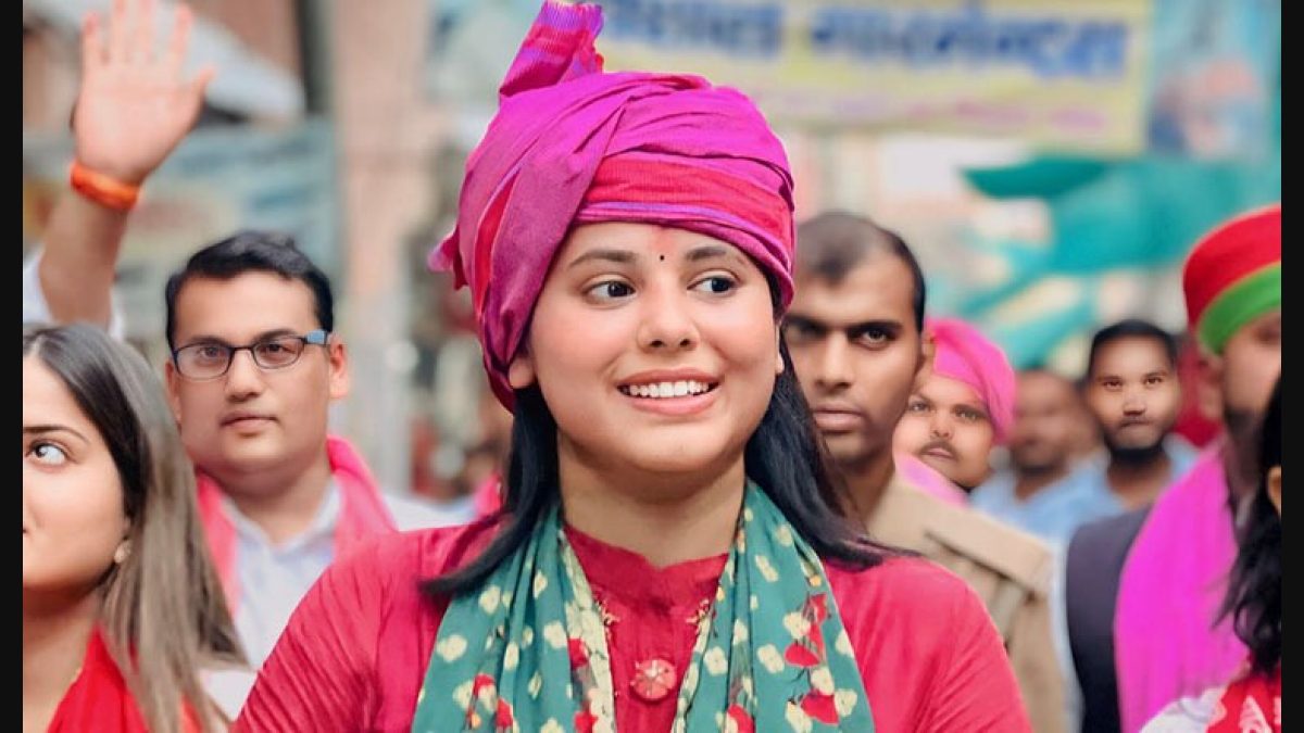 Who Is Priya Saroj A 26 Year Old Samajwadi Party Mp Linked With