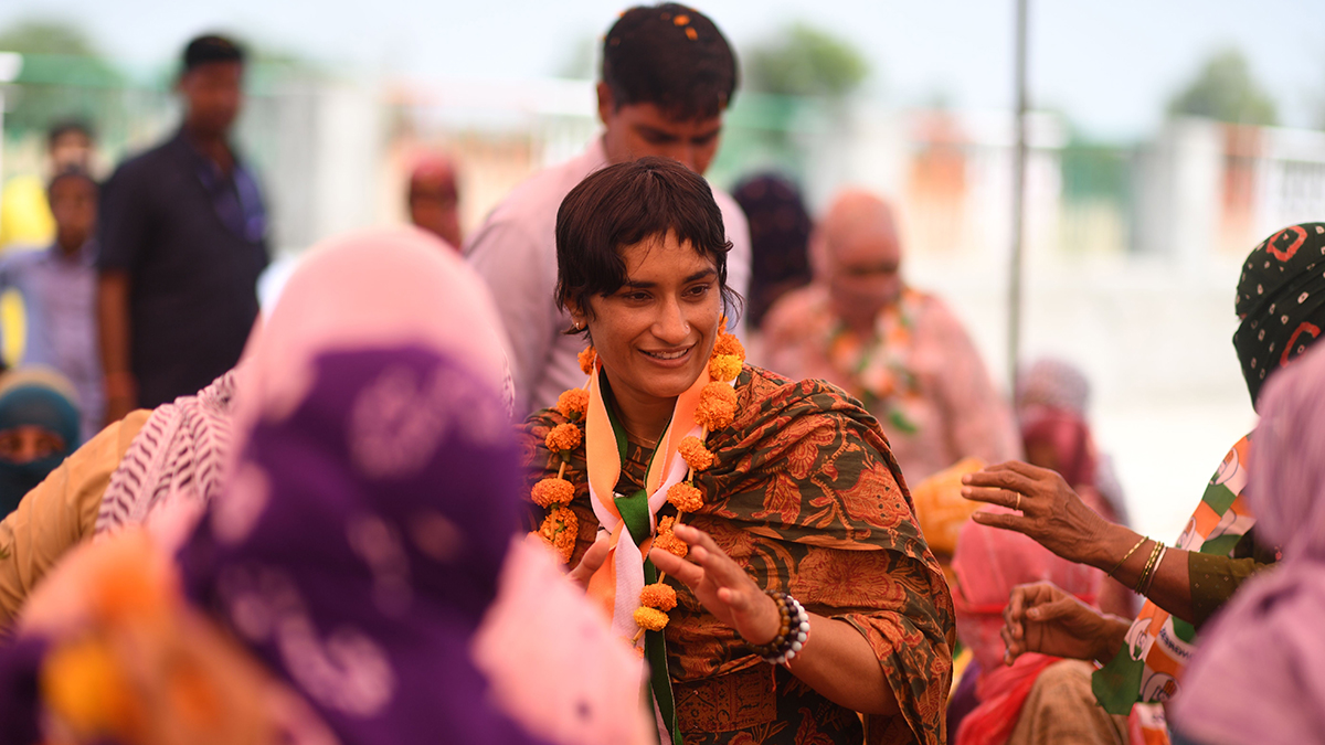 Vinesh Phogat insists she is eligible to compete; WFI calls out ‘incomplete reply’