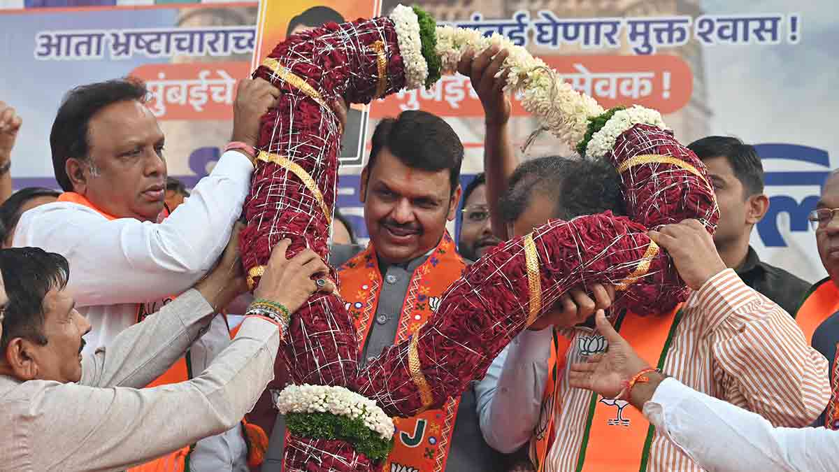 Uddhav Thackeray's grip on Mumbai broken, but can BJP secure mayor's post?