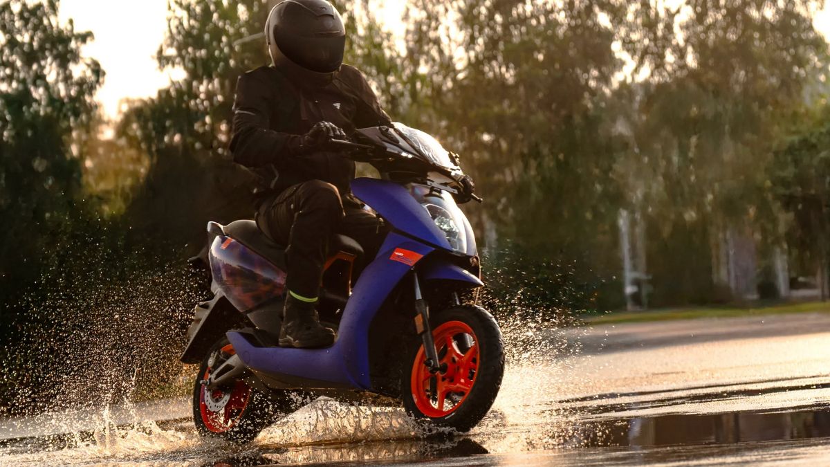 EV scooter maker Ather Energy forays into motor insurance with new unit