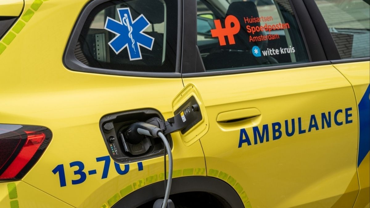 India’s EV revolution misses out on electric ambulances, buses, trucks, reveals Parliamentary committee report