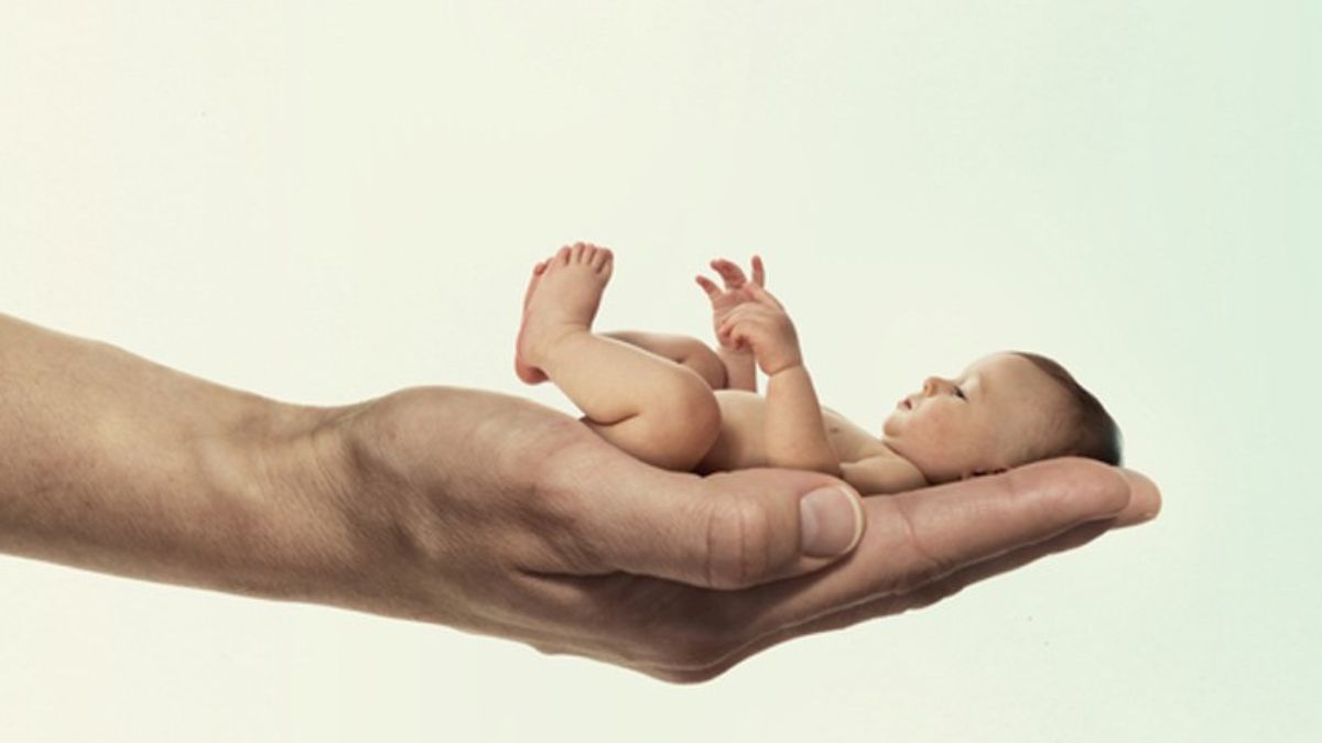 Diagnosed with zero sperm, he became a father twice—Here’s how science made it possible