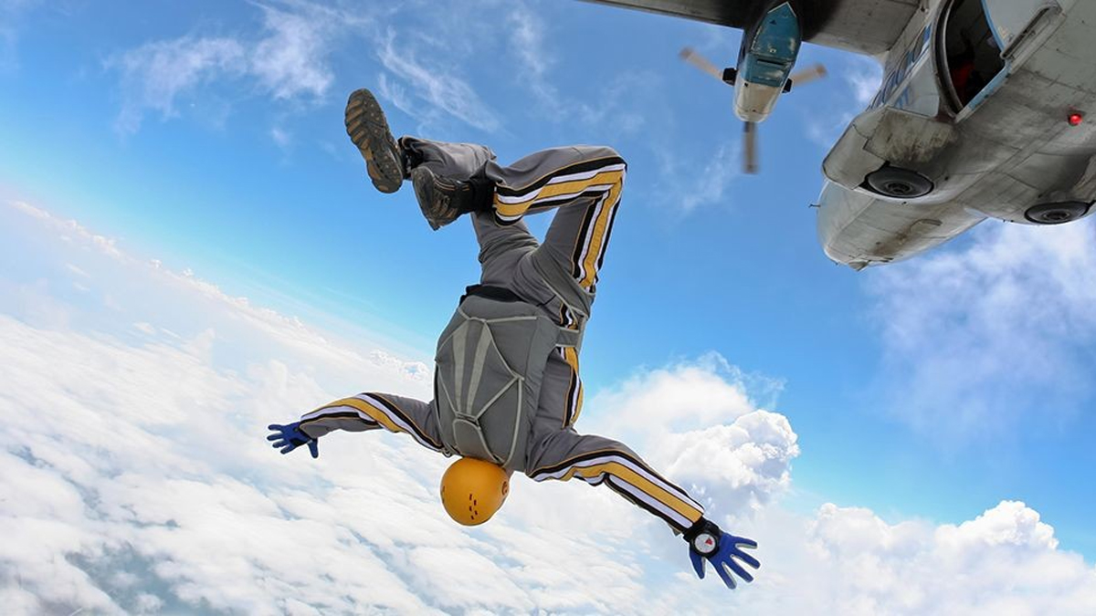 Fact check: Can high-intensity adventure sports like bungee jumping really trigger a cardiac arrest?