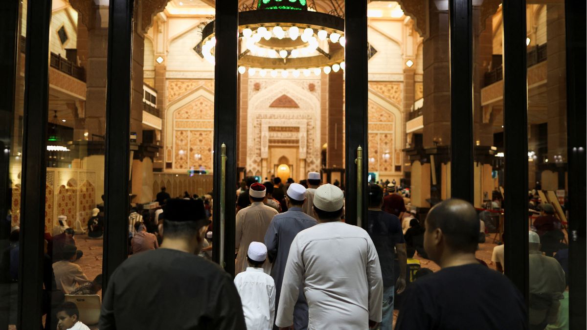 What led to TB outbreak in Malaysia? Ramadan rush leaves health officials on edge