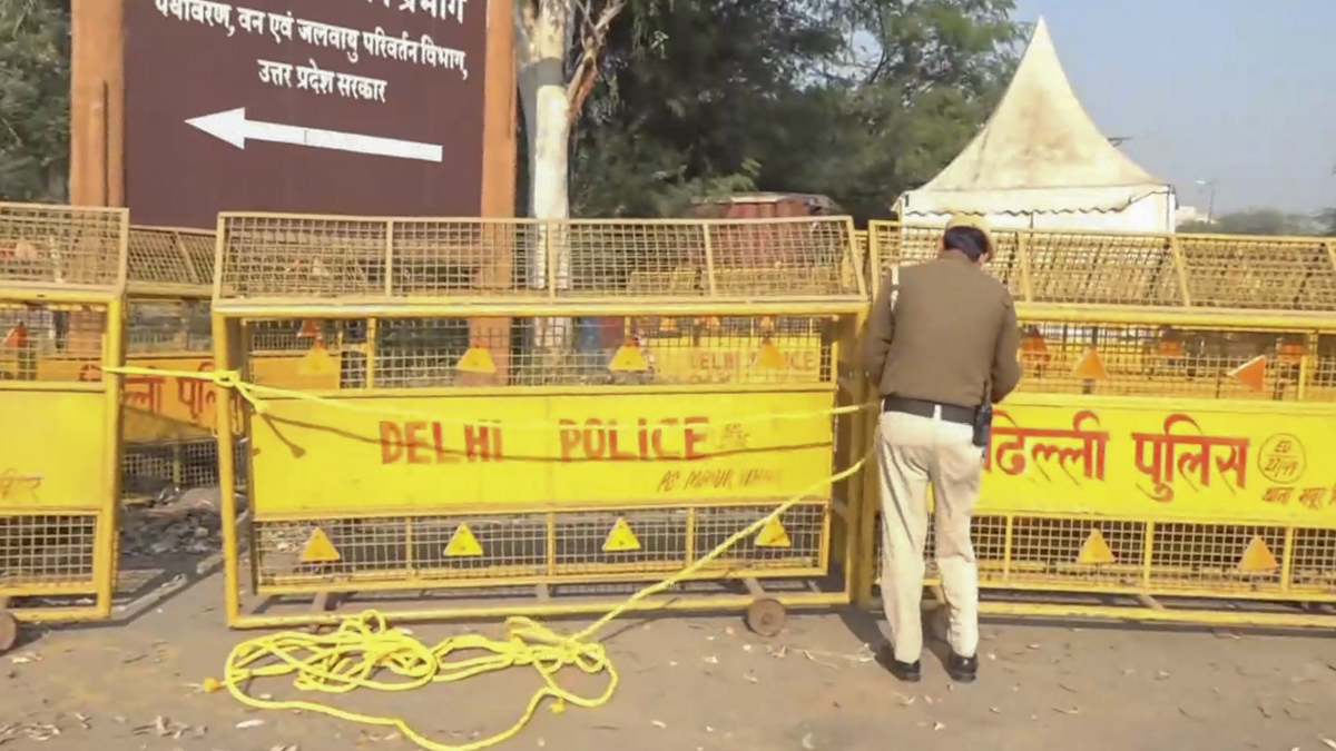 Two Delhi University colleges receive bomb threats; students evacuated