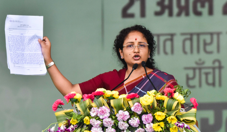 Jharkhand: Former CM Hemant Soren's wife Kalpana to contest bypoll from Gandey assembly seat - Vimarsana News