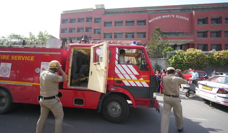Atishi urges parents not to panic as nearly 100 Delhi-NCR schools get bomb threat - Vimarsana News