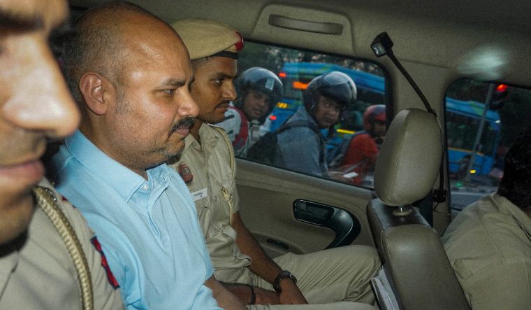 Swati Maliwal assault case: Delhi court sends Kejriwal's aide to 3-day police custody - Vimarsana News