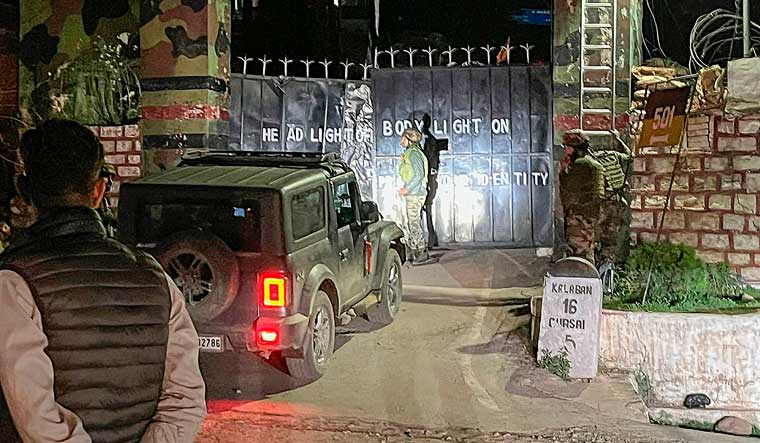 Manhunt on at Poonch to neutralise terrorists after attack on IAF convoy - Vimarsana News