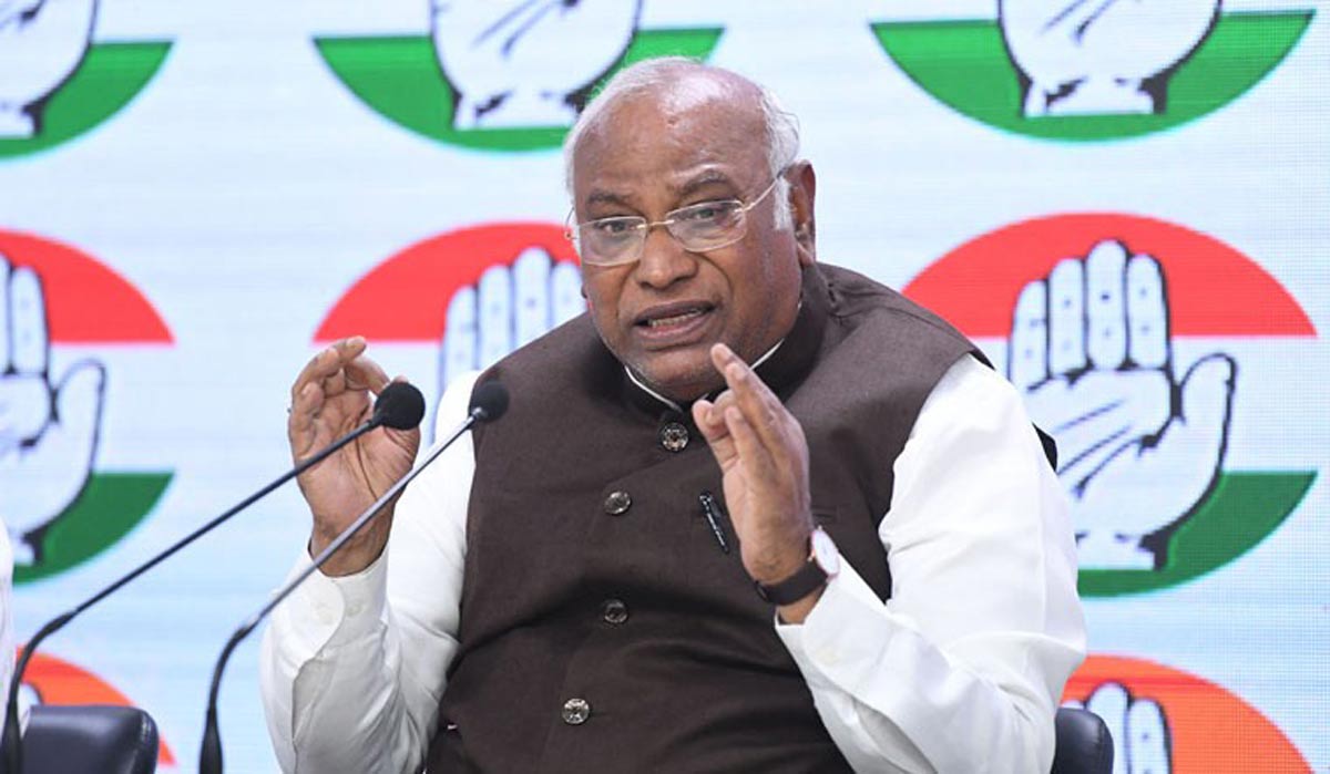 PM Modi wants to politicise government offices on ideological basis: Kharge on RSS row