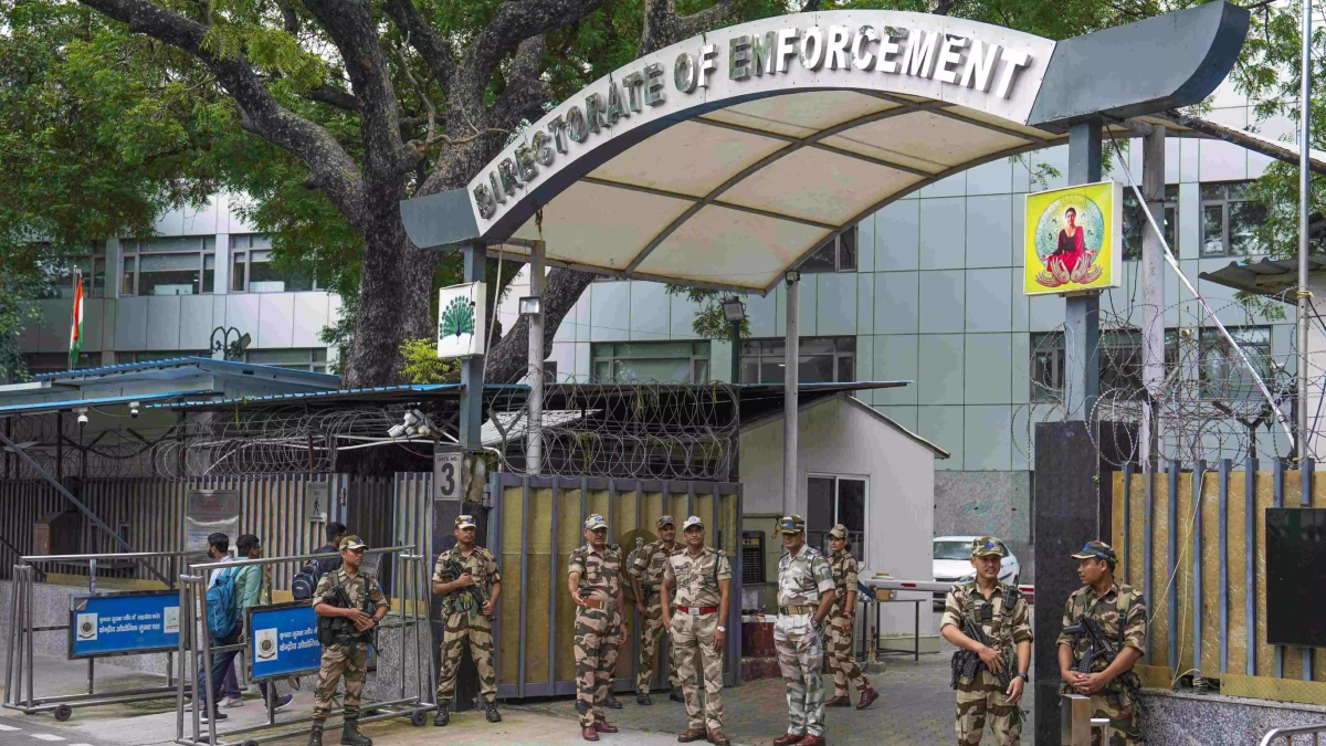 Land-grabbing and extortion case: ED arrests Kolkata Police Deputy Commissioner Santanu Sinha Biswas after questioning