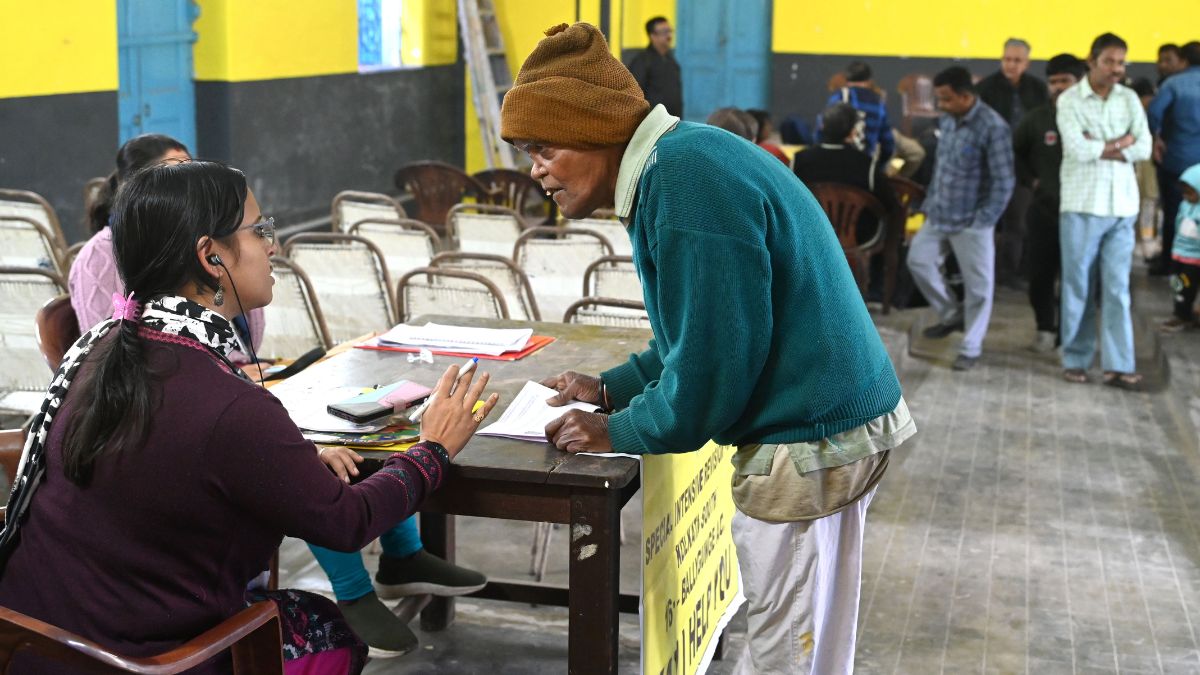 SIR hearings in West Bengal: Voters say process was smooth but document-related issues persist