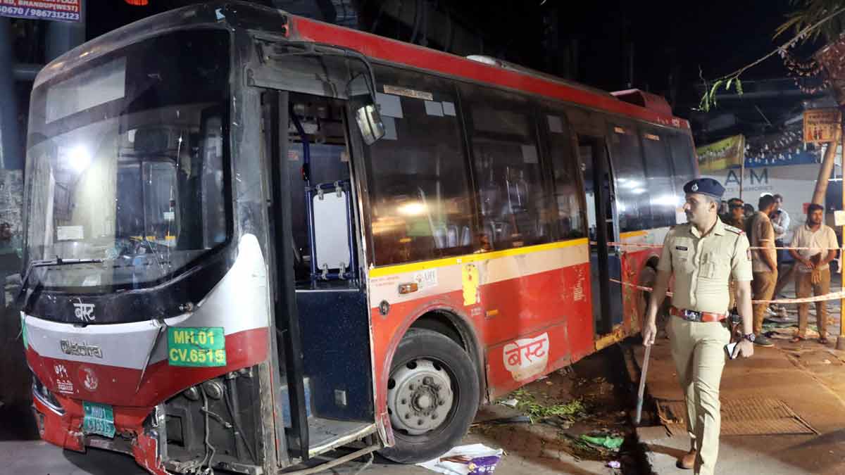 Are hawkers to blame? What led to Mumbai BEST bus accident
