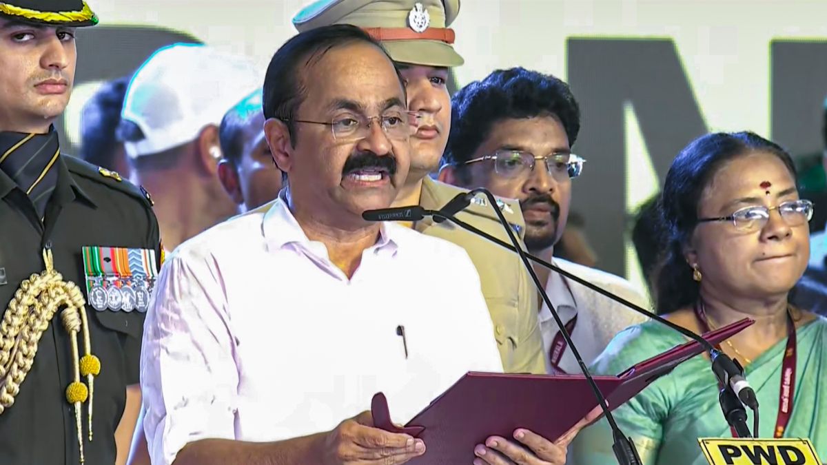V.D. Satheesan takes oath as Kerala CM, 20 ministers also sworn in