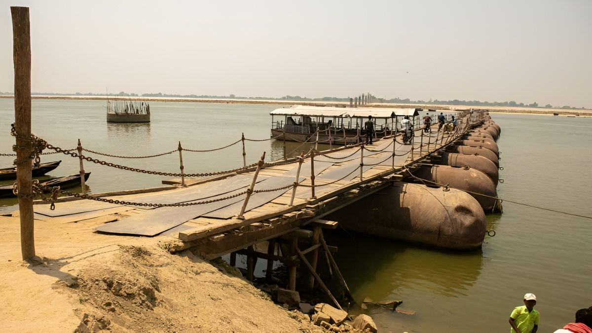 How Quick Pontoon Opening Mechanisms ease inland waterway traffic along NW-1