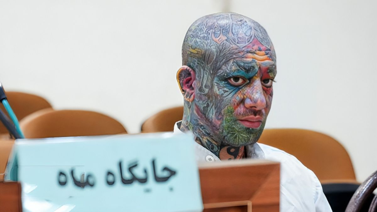 Iranian Pop Star Tataloo Faces Death Sentence for Blasphemy