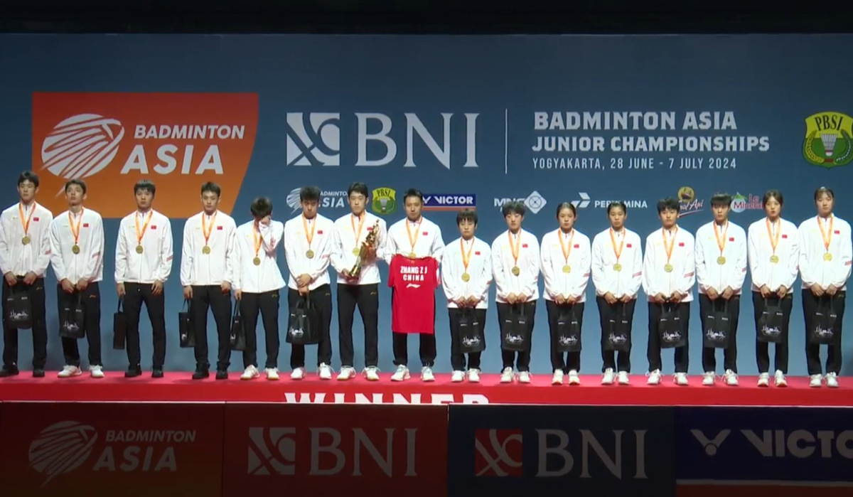 17-year-old Chinese badminton player dies of cardiac arrest on court