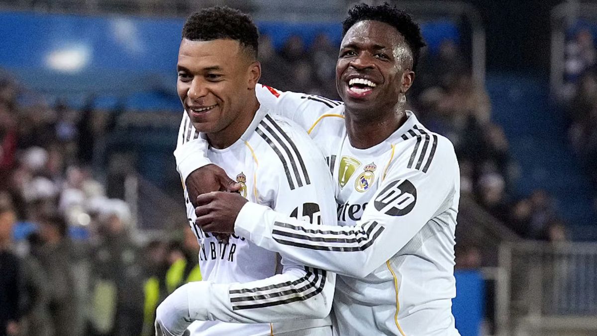  Kylian Mbappe defends Vinicius Junior: 'If there are boos, they should be for the whole squad'
