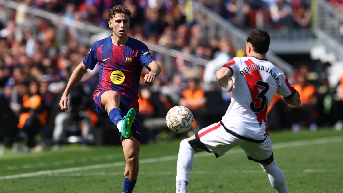 Can Manchester United replace Bruno Fernandes with a €100 million Barcelona star?