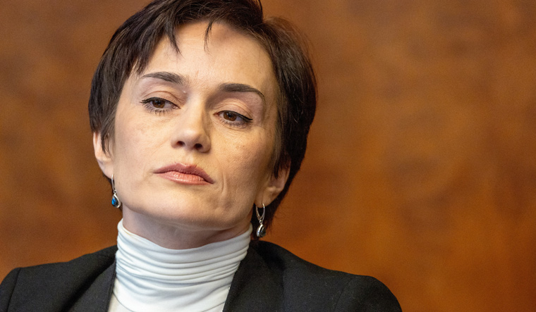Lives in danger, says wife of jailed Kremlin critic Kara-Murza after Navalny's fate - Vimarsana News