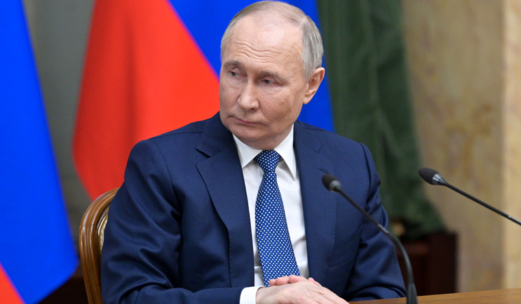 Amid Xi's Europe visit, Putin orders military exercise with tactical nukes - Vimarsana News