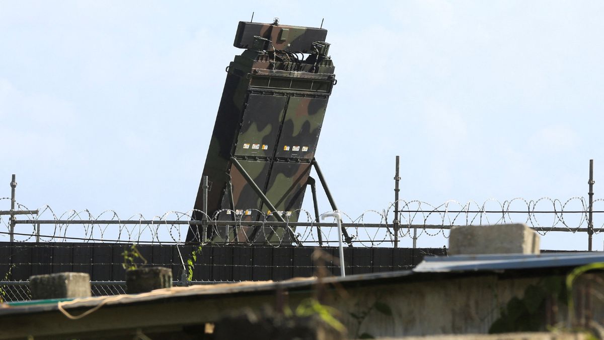 Is the US preparing to invade Venezuela? 10 warships led by carrier USS Gerald R. Ford head to Carribean