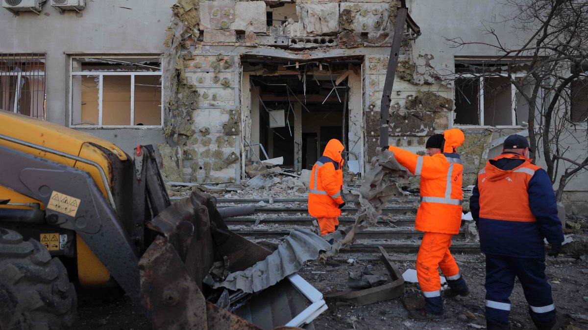 ‘Tanker-port war’ begins: Putin planning to cut Ukraine off from Black Sea?