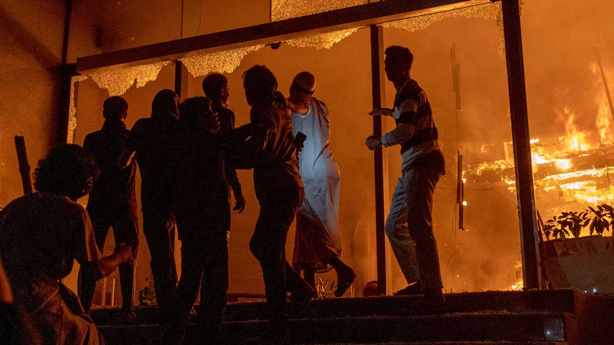 Bangladesh protests | Who is Zyma Islam? ‘Can’t breathe anymore... you are killing me’, posts The Daily Star journalist from burning office