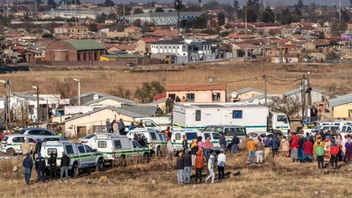 10 killed in mass shooting at tavern in Bekkersdal, South Africa