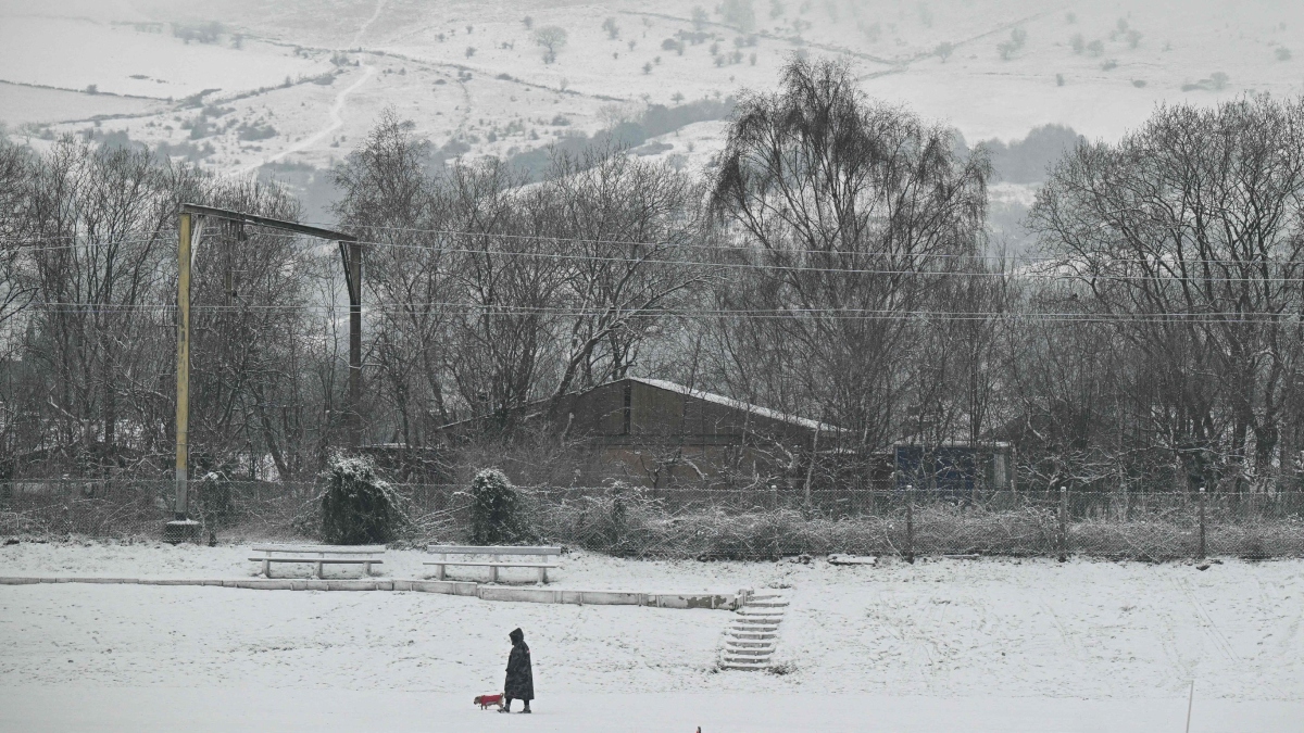 Storm Goretti weather warnings: What is Met Office saying about snow in London? 5 UPDATES