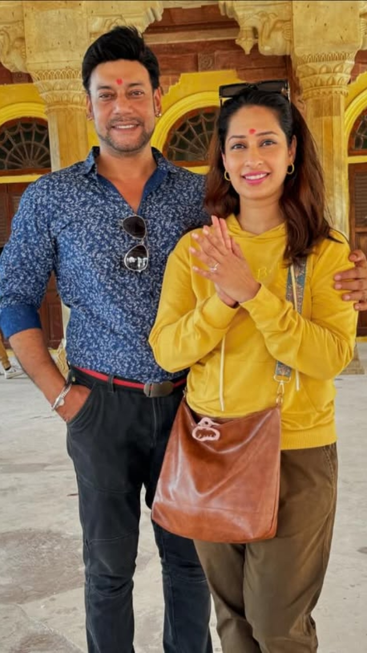 Priya Marathe news: These "throwback" photos with husband Shantanu Moghe was Marathi actress's last social media post | IN PICS- The Week